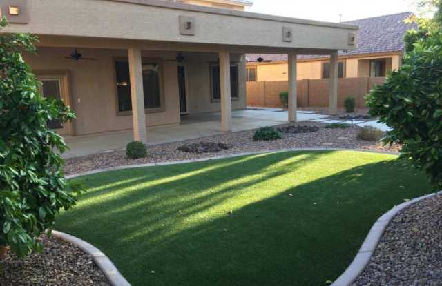 7894 W SALTER Drive Gallery 3
