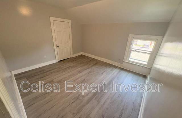2401 Miner Street(G) Gallery 2