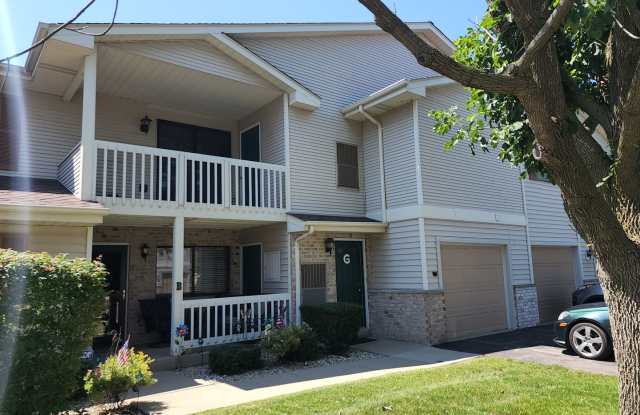 3 bedroom Kenosha condo photos photos