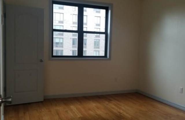 217 OCEAN AVE. Gallery 4