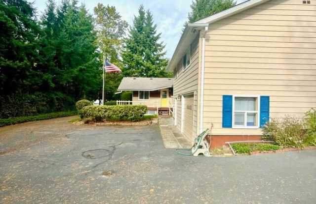 10622 32nd Street East - 10622 32nd Street East, Edgewood, WA 98372