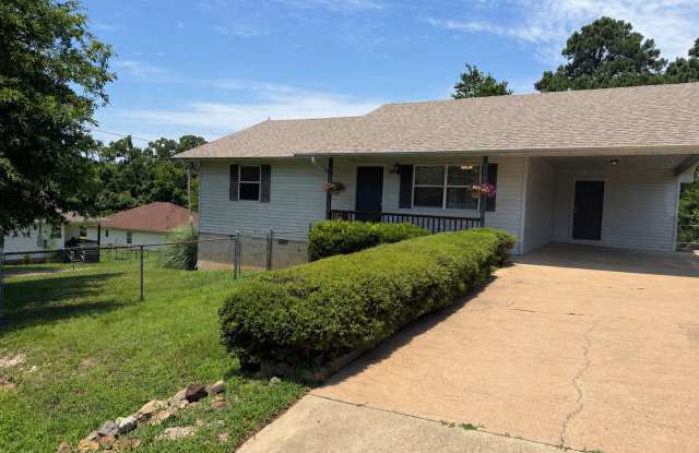 114 Fleetwood Drive Gallery 1