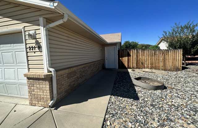 551 Huntington Point Lane - B photos photos