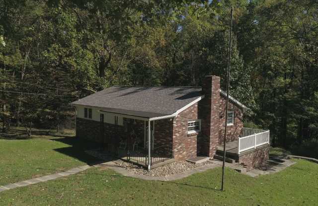 2 Bedroom Home For Rent in Greensburg photos photos