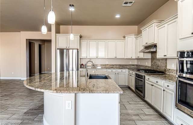 4896 Nightwood Court Gallery 4