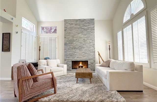 22442 Bayberry Gallery 3