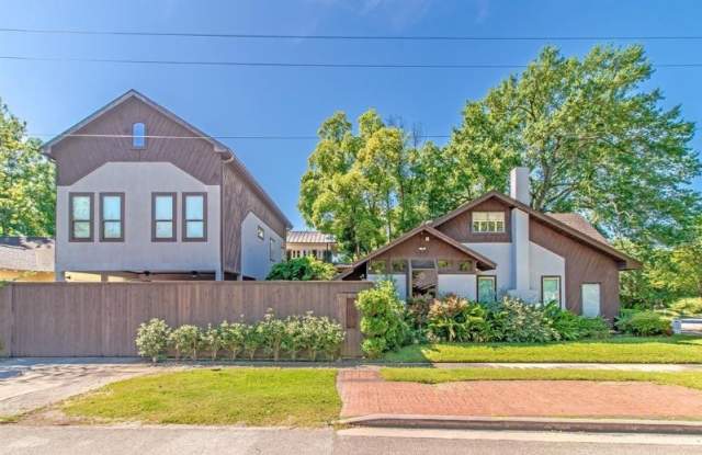 2626 Reagan St - 2626 Reagan Street, Houston, TX 77009