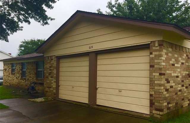 624 Thompson Drive Gallery 2