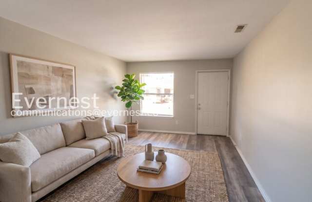 2330 Grayson Valley Drive Gallery 2