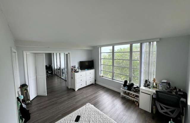 3090 North Course Drive Gallery 3
