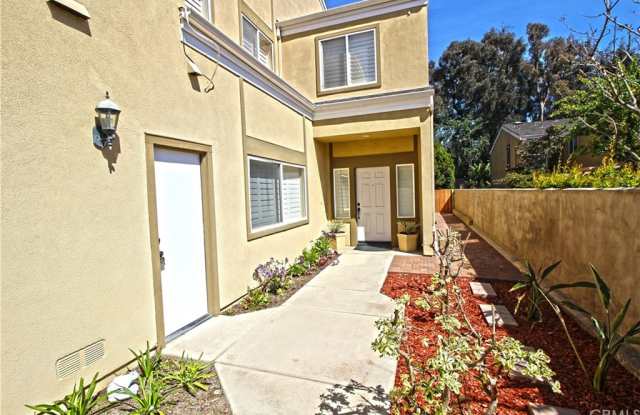 19777 Shorecliff Lane Gallery 3