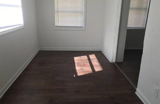1831 West 25th Gallery 2