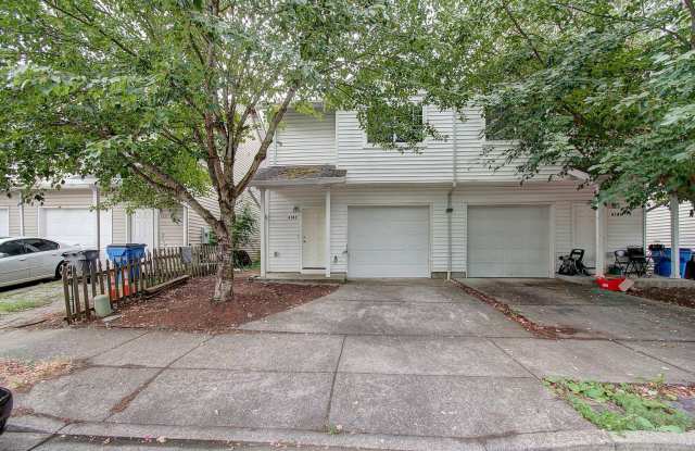 Charming 3bd, 2ba townhome in Bagley Downs Neighborhood - 6103 Northeast 33rd Circle, Vancouver, WA 98661