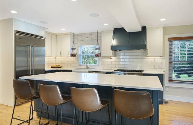 148 Montauk Highway Gallery 4