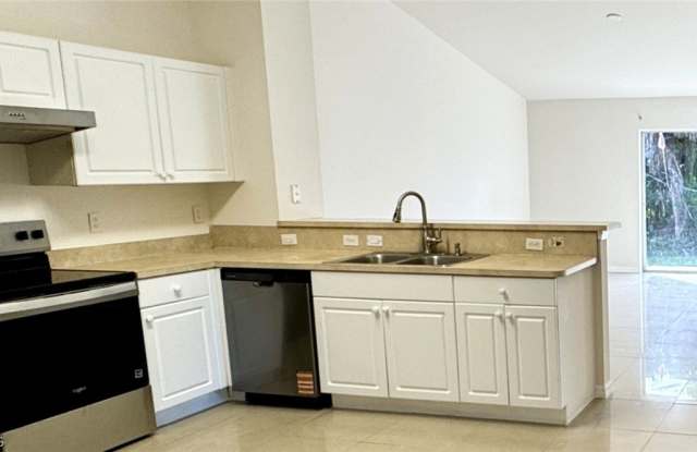 10743 Robinson Street photos photos