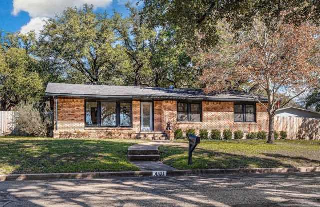Updated 3-Bedroom Rental on Shaded Corner Lot in North Waco Gallery 1