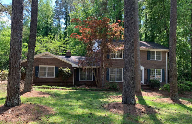 4 BR 3 BATH in Cedar Creek! photos photos