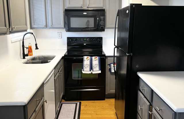 4401 N 12th St - 4401 North 12th Street, Phoenix, AZ 85014 4401 N 12th St - 4401 North 12th Street, Phoenix, AZ 85014