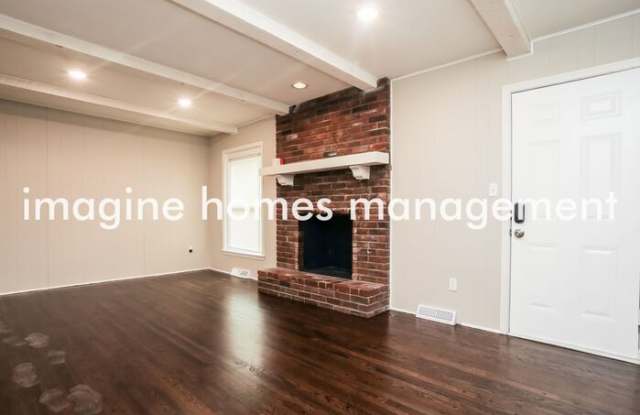 8601 West 88th Terrace Gallery 3