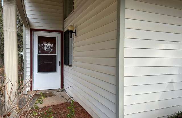 Updated 1 Bedroom 1 Bath Condo in Well Maintained HOA Community photos photos