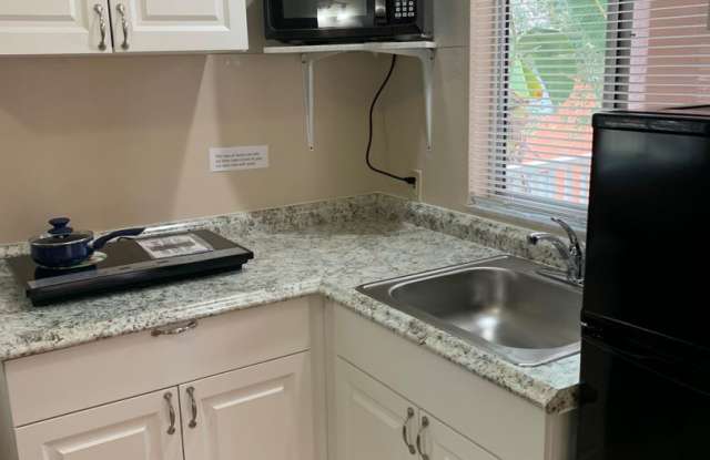 1 bed/1 bath - 2777 N. Poinciana Blvd. Unit 301B, Kissimmee, FL 34746 Gallery 1