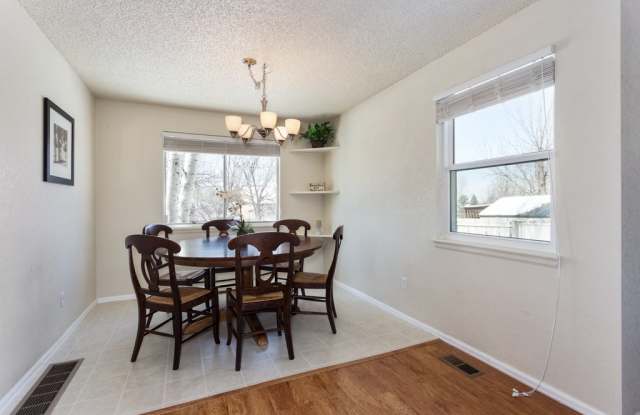 4955 S Flanders Ct Gallery 4
