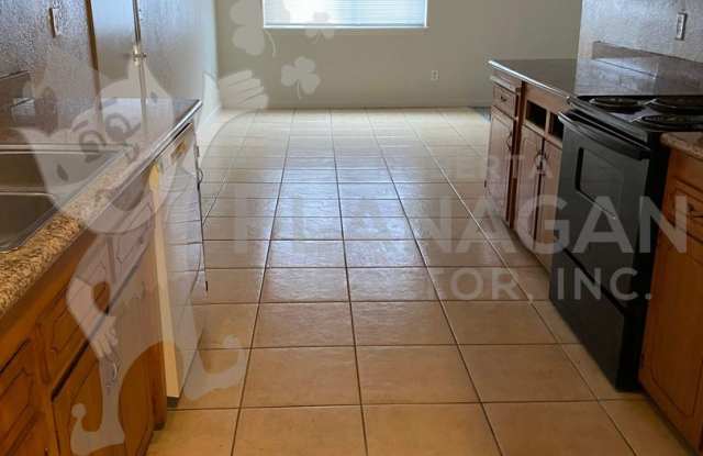 3 bedroom/2 bathroom home Gallery 3