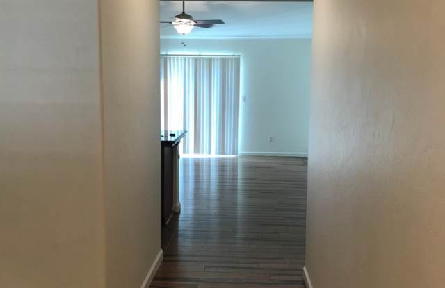 3 Bedroom 2 Bathroom in SE Visalia!! Gallery 3
