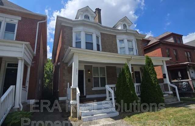 171 N 18th St photos photos