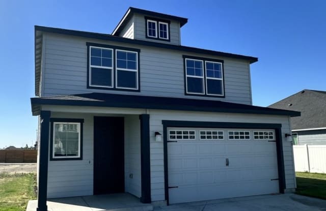 Stunning 3 Bedroom Home In Quincy! photos photos