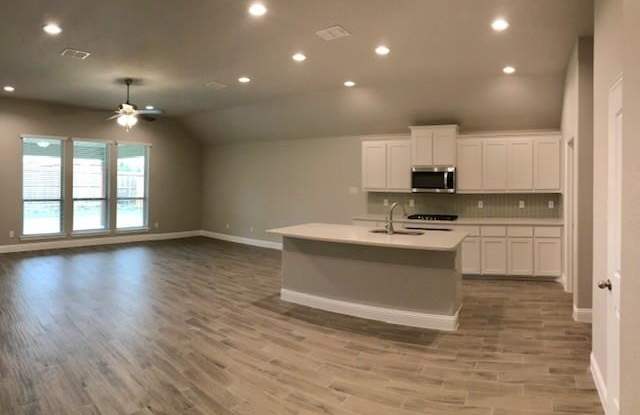 300 Sugar Creek Lane Gallery 2
