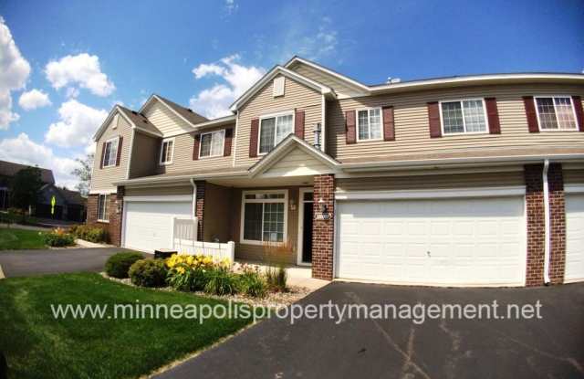 10800 Hawthorn Trl Unit F - 10800 Hawthorn Trl, Woodbury, MN 55129