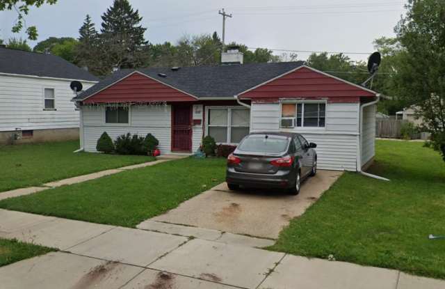 3 Bedroom Single Family House Available NOW Gallery 1