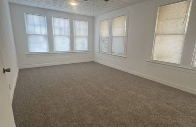 704 West Richard Avenue - B1 Gallery 4