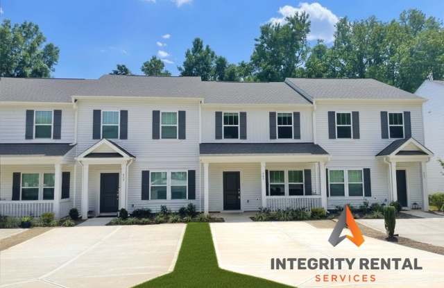 Beautiful END UNIT 3 Bedroom Townhome Near I-85 – AVAILABLE 09/23/2026 photos photos