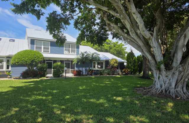 3425 Timberwood Circle photos photos