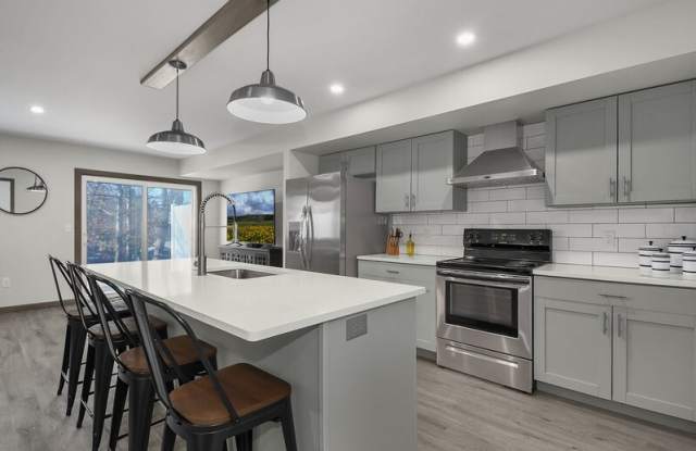 660 Garden Rd photos photos