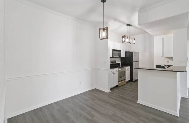 14316 Fredricksburg Drive Gallery 4