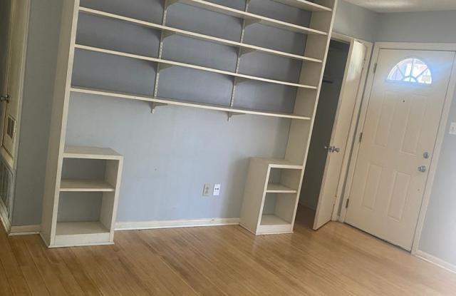 Perfect 3 bedroom 2 bathroom house located in Little Rock! Gallery 4