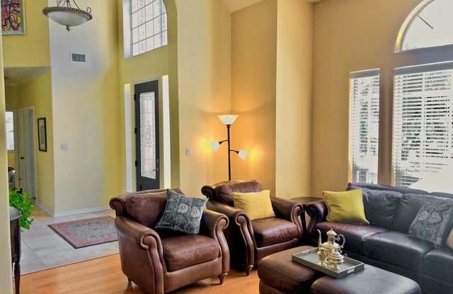204 Majestic Grove Gallery 3