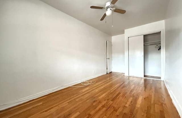 160-12 Booth Memorial Avenue Gallery 2