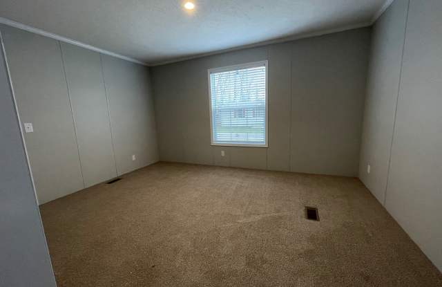 181 Apollo Circle Gallery 3