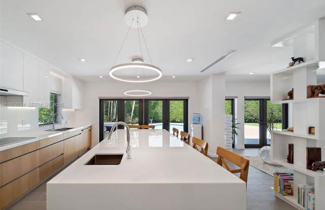 1117 Alfonso Ave photos photos