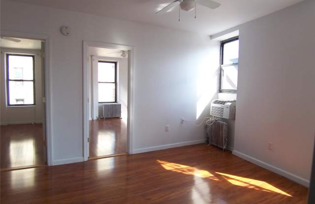 390 Broome Street Gallery 4