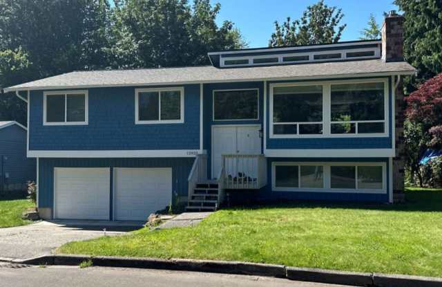 Remodeled 3 Bedroom Kirkland Home Gallery 1