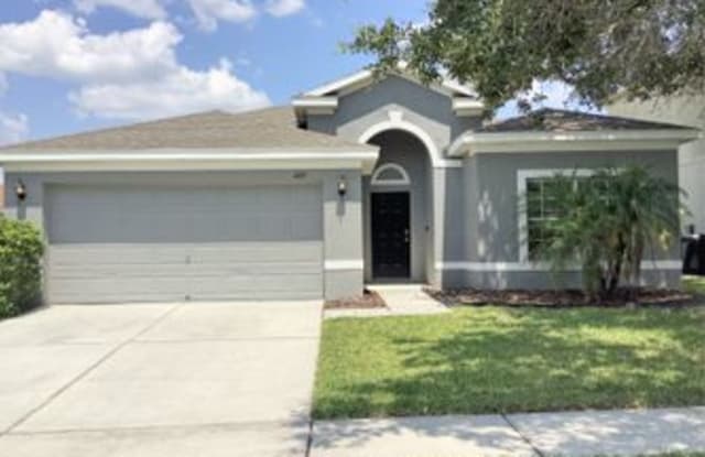 1627 Emerald Hill Way - 1627 Emerald Hill Way, Valrico, FL 33594