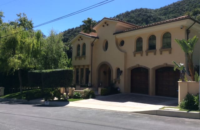 1571 N Bundy Dr - 1571 South Bundy Drive, Los Angeles, CA 90025