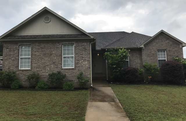 501 Hawthorne, Benton AR 72015 - Large 3br 2ba home just off photos photos