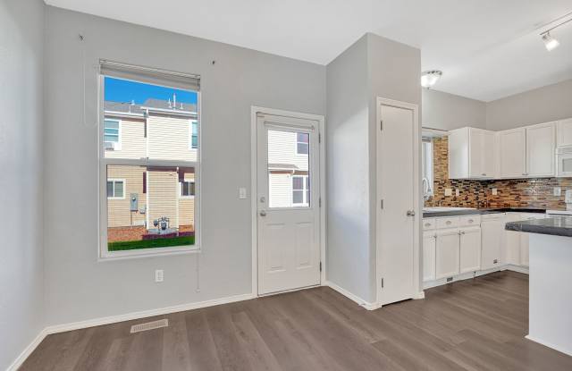 10574 Country Park Point Gallery 4