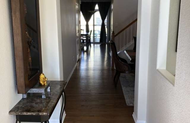 12879 Ventana Street Gallery 2